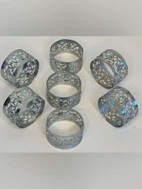 NAPKIN RINGS (KEMP & BENTLEY) FILIGREE SILVER TONE  (VINTAGE)